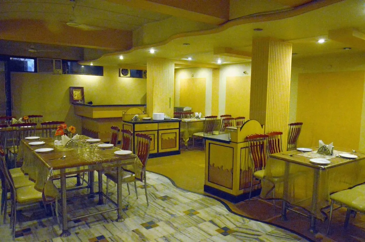 Hotel Gautam Grand 瓦拉纳西 印度
